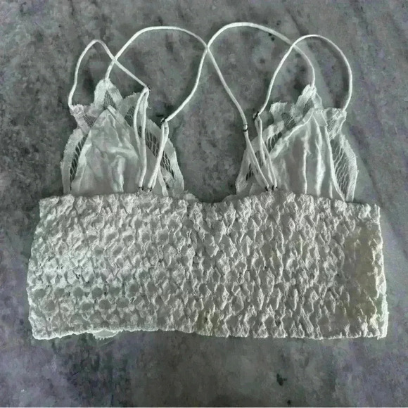 Free People Adell Bralette crochet lace cropped perfect - Picture 8 of 15